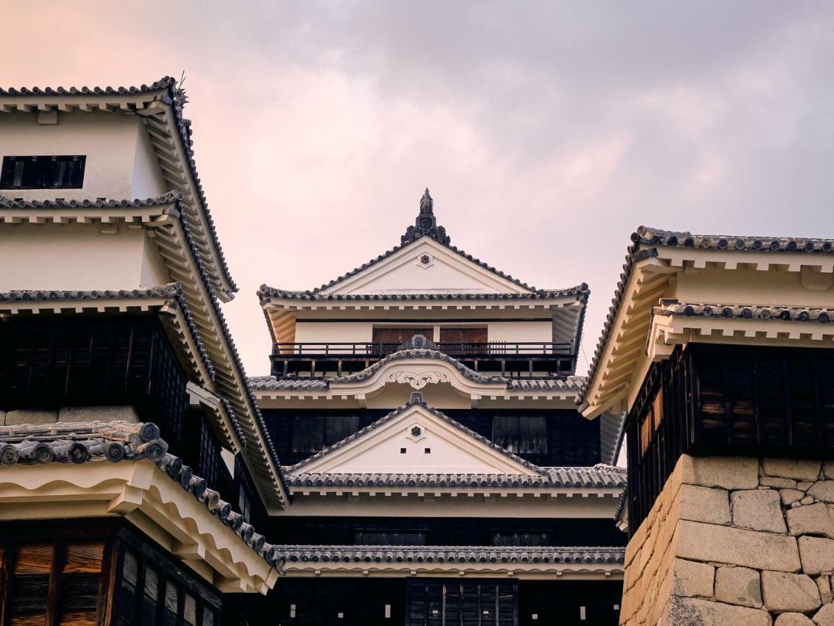 Matsuyama New Grand Hotel Екстериор снимка